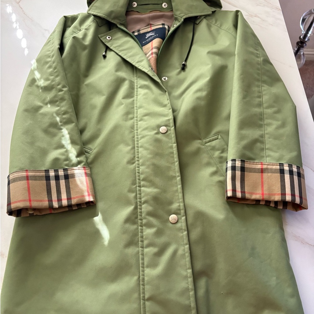 Burberry Olive Green Hooded Trench Coat with Signature Plaid Cuffs